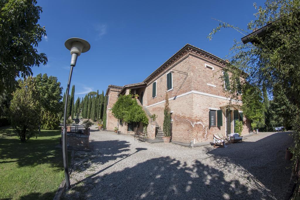 Agriturismo Sant'Alfredo Monteroni dʼArbia Exteriör bild