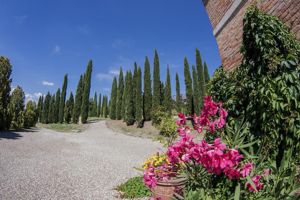 Agriturismo Sant'Alfredo Monteroni dʼArbia Exteriör bild