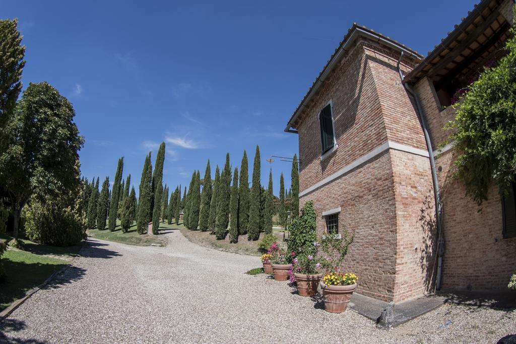 Agriturismo Sant'Alfredo Monteroni dʼArbia Exteriör bild