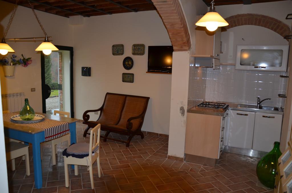 Agriturismo Sant'Alfredo Monteroni dʼArbia Exteriör bild