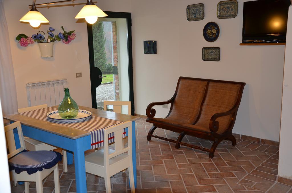 Agriturismo Sant'Alfredo Monteroni dʼArbia Exteriör bild